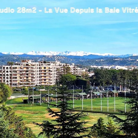 Avec Piscine Et Vue Degagee, Proche De Appartement *