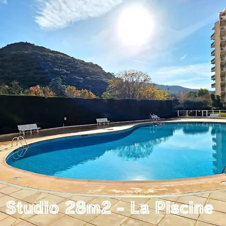 Avec Piscine Et Vue Degagee, Proche De Mandelieu